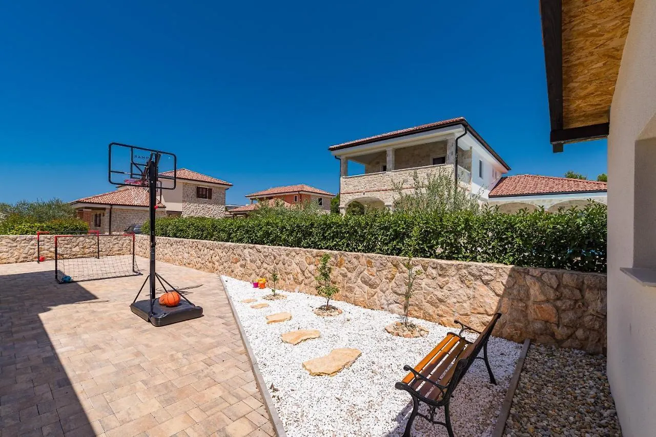Villa Muline Ugljan 0*,  Croatia